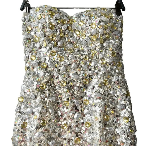 TONY BOWLS Strapless Prom Gown Long Beaded Sheer Mermaid Strapless Size 2 - Picture 5 of 8